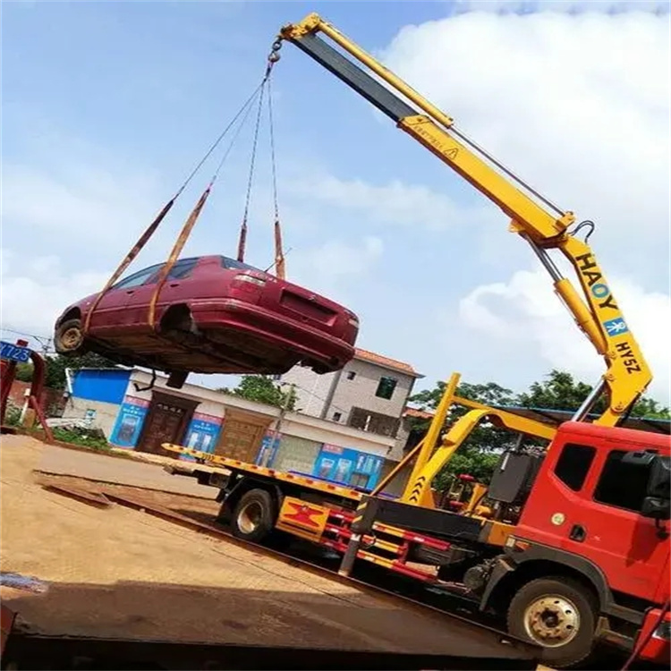 莆田涵江吊车吊汽车的正确方法